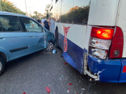  حادث طرق بين حافلة ومركبة جنوب يافا دون اصابات 